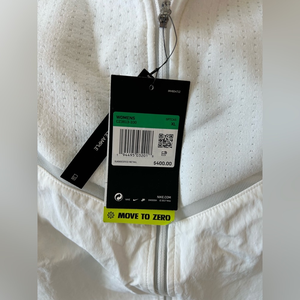 $400 Nike Sportswear Jacket CZ3613-100 White Relaxed Olympic Women’s Sz: XL - Picture 4 of 6